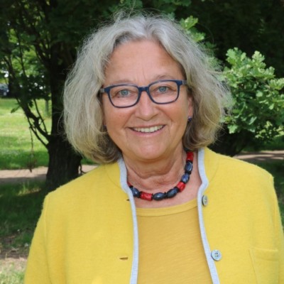 Helga Laube-Hoffmann